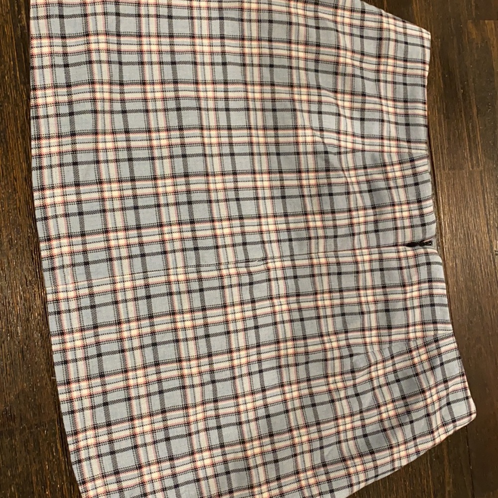 Urban Outfitters mini skirt - Picture 2 of 3